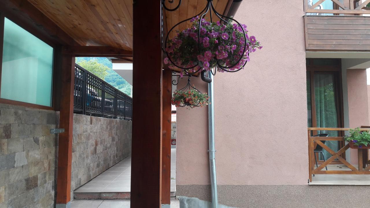 Lakata Guest House Zasele 外观 照片